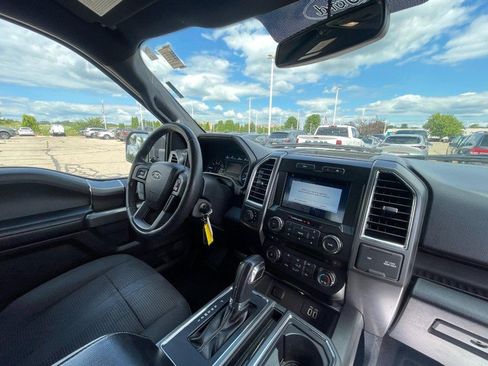 Used 2016 Ford F150 XLT w/ Equipment Group 302A Luxury AWD/4WD image 6