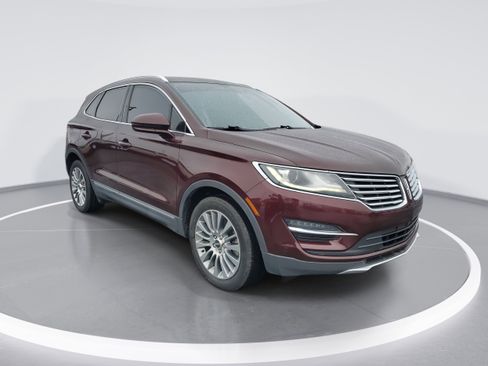 Used 2016 Lincoln MKC Reserve w/ Lincoln MKC Climate Package image 4