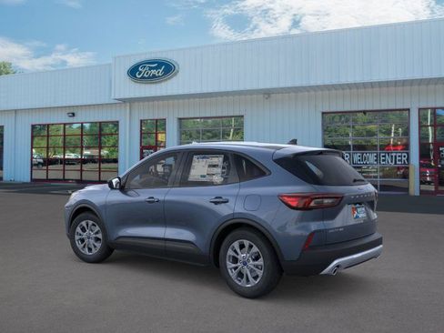 Used 2025 Ford Escape Active w/ Cold Weather Package image 4