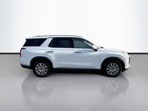 Used 2023 Hyundai Palisade SEL image 2