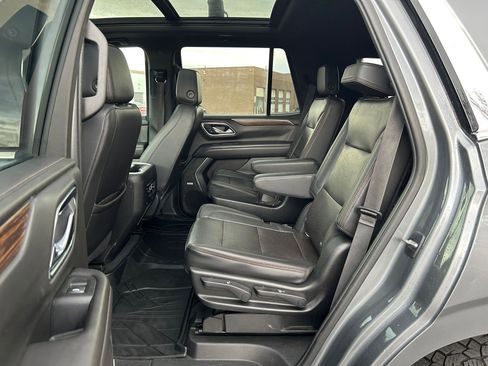 Used 2021 Chevrolet Tahoe High Country w/ Premium Package image 24