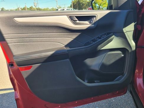 Certified 2022 Ford Escape SE w/ Convenience Package image 16