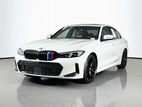 Used 2023 BMW 330i Sedan w/ M Sport Package RWD image 3
