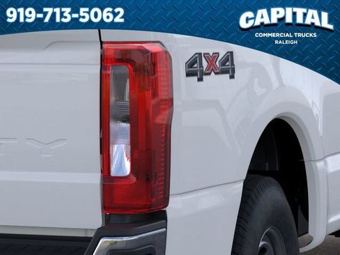 New 2026 Ford F250 XL w/ XL Driver Assist Package AWD/4WD image 23
