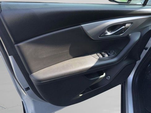 Used 2021 Chevrolet Blazer LT image 31