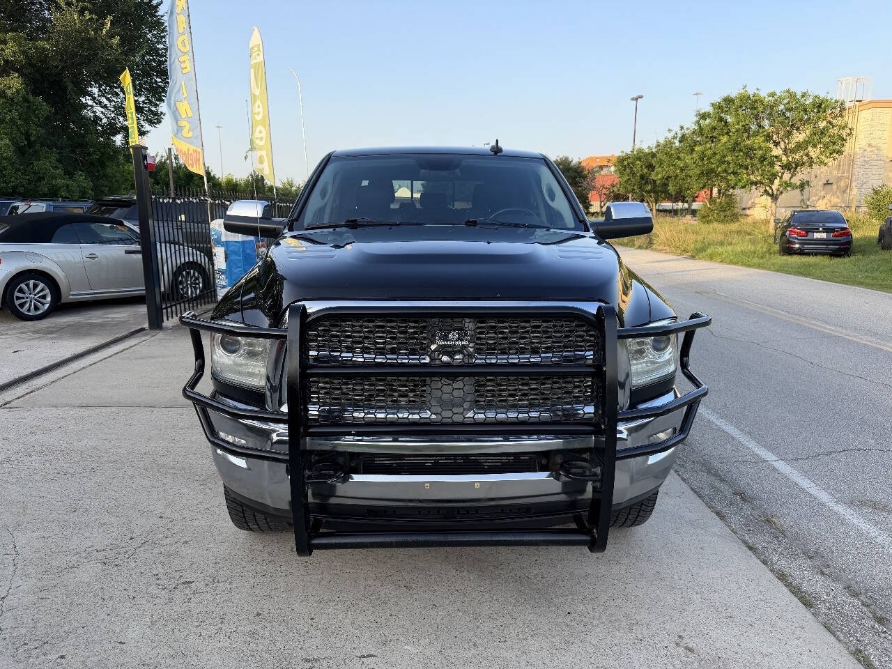 Used 2015 RAM 2500 Laramie w/ Convenience Group AWD/4WD image 3