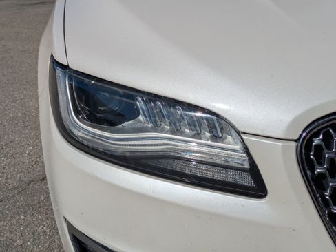 Used 2018 Lincoln MKZ Select w/ Select Plus Package image 10