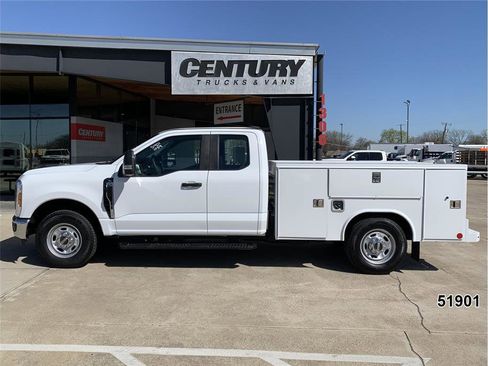 Used 2024 Ford F350 XL w/ XL Driver Assist Package image 4