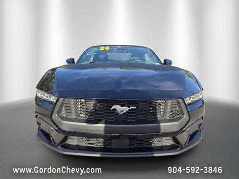 Used 2024 Ford Mustang Premium RWD image 9