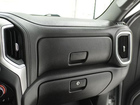 Used 2026 Chevrolet Silverado 1500 Custom RWD image 16