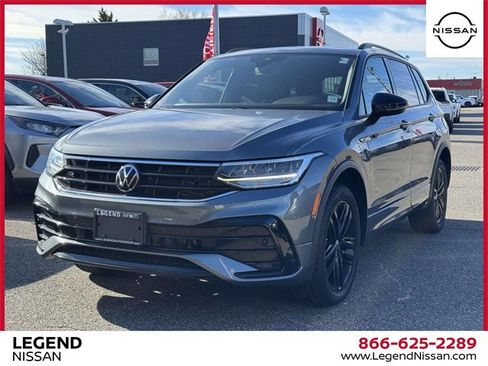 Used 2022 Volkswagen Tiguan SE R-Line image 4