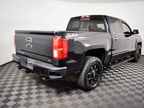 Used 2017 Chevrolet Silverado 1500 LTZ Z71 w/ LTZ Plus Package image 9