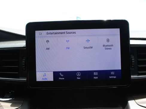Used 2020 Ford Explorer Limited RWD image 33