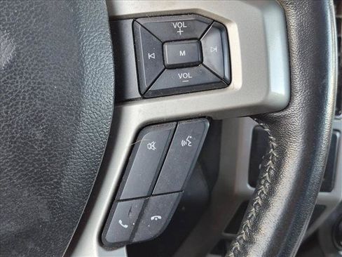 Used 2019 Ford F150 Lariat AWD/4WD image 13