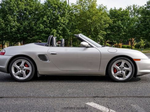 Used 2003 Porsche Boxster S RWD image 9