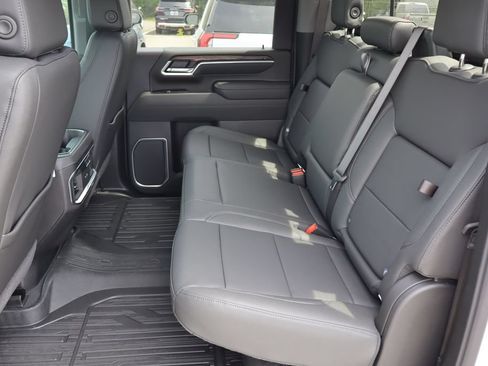 New 2026 GMC Sierra 2500 SLT w/ SLT Premium Package AWD/4WD image 22