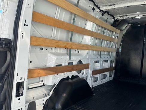 Used 2024 Ford Transit 250 Low Roof w/ Exterior Upgrade Package image 20