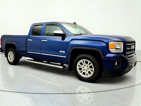 Used 2015 GMC Sierra 1500 SLE w/ All-Terrain Package AWD/4WD image 3
