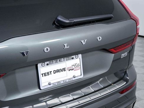 Used 2026 Volvo XC60 B5 Plus w/ Protection Package Premier AWD/4WD image 35