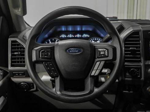 Used 2019 Ford F250 XLT w/ XLT Premium Package image 16