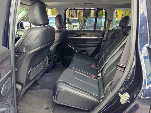 Used 2023 Jeep Grand Cherokee 4WD 4xe w/ Luxury Tech Group II image 10