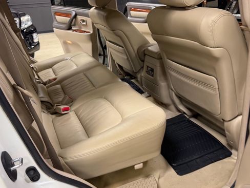 Used 2003 Lexus LX 470 4WD image 24