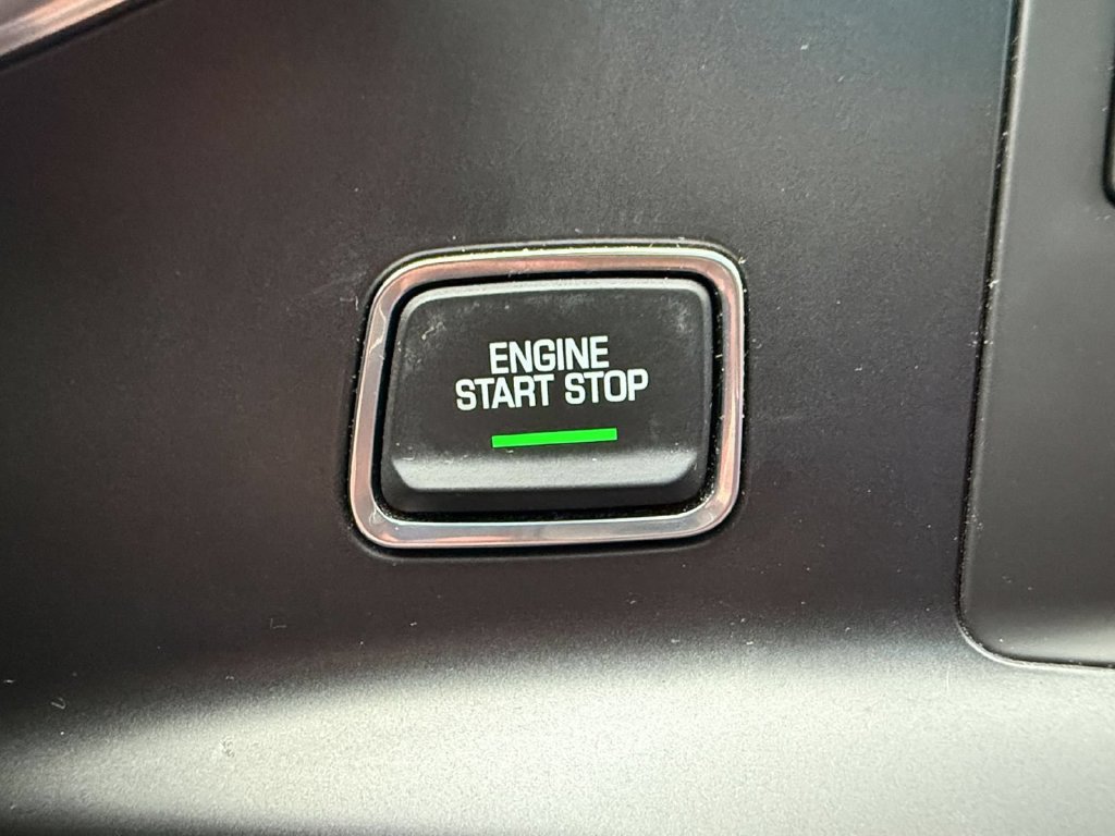 Used 2015 Chevrolet Corvette Stingray Coupe RWD image 22