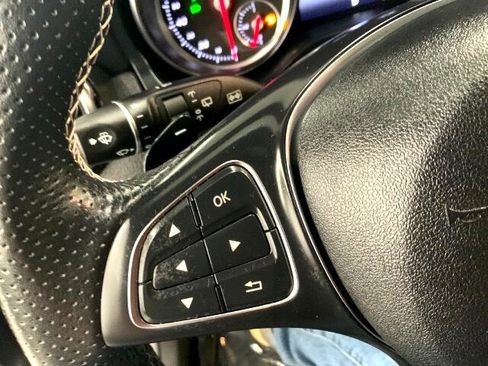 Used 2019 Mercedes-Benz GLA 250 GLA 250 4MATIC SUV image 21