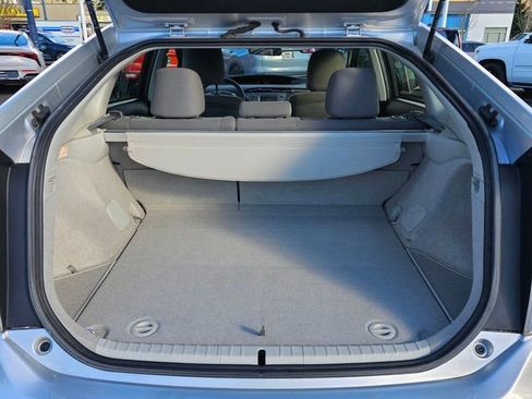 Used 2013 Toyota Prius Three w/ Solar Roof Pkg image 16