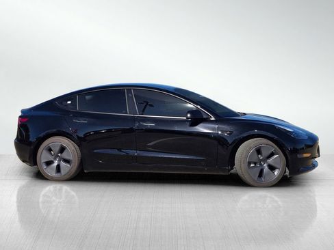 Used 2021 Tesla Model Y Long Range image 3