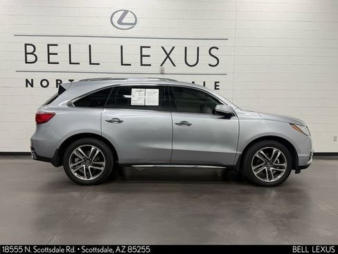 Used 2017 Acura MDX SH-AWD w/ Advance Package image 3