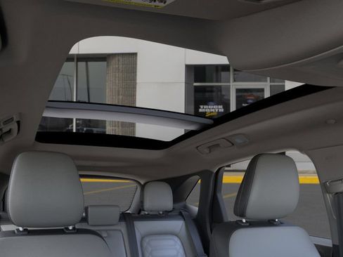 New 2024 Ford Escape SE w/ PHEV Premium Package FWD image 22