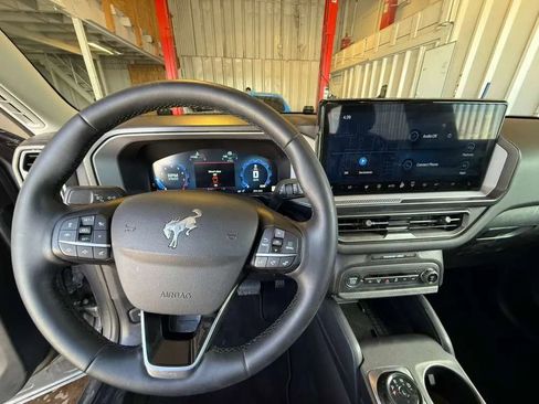 Used 2025 Ford Bronco Sport Outer Banks w/ Outer Banks Tech Package+ AWD/4WD image 15