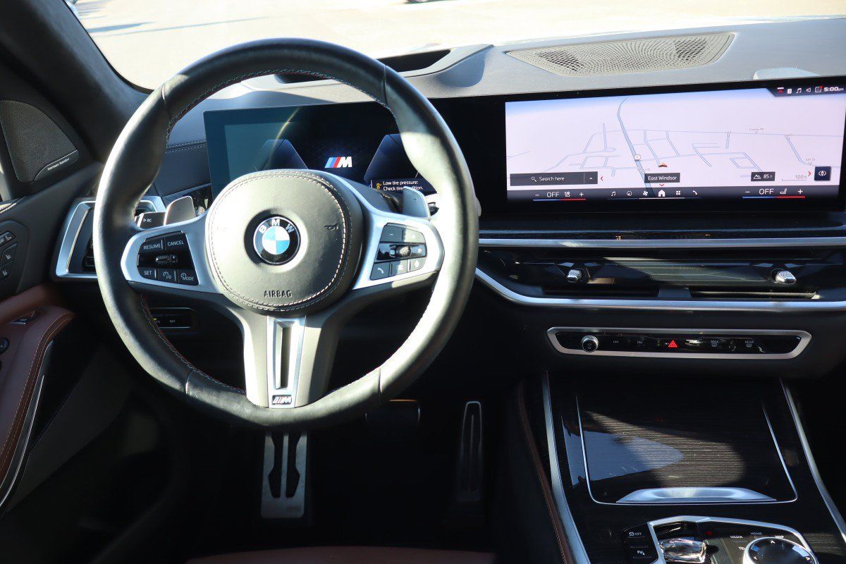 Used 2026 BMW X7 M60i AWD/4WD image 15