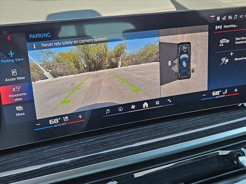 Used 2026 BMW X7 M60i w/ Climate Comfort Package image 12