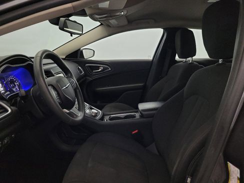 Used 2015 Chrysler 200 Limited FWD image 17