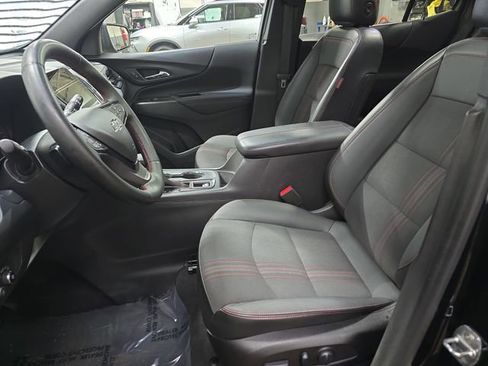 Used 2023 Chevrolet Equinox RS image 17