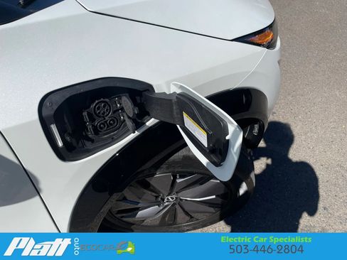 Used 2023 Nissan Ariya FWD image 49