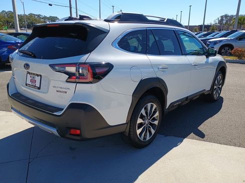 Certified 2024 Subaru Outback Touring image 5