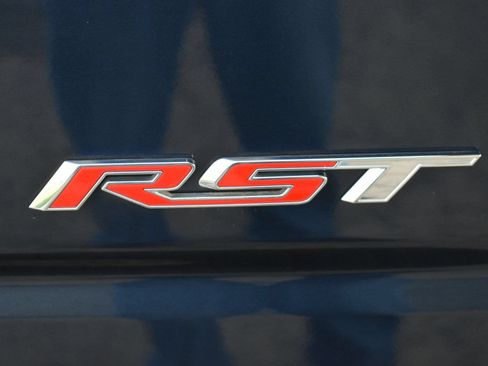 Used 2022 Chevrolet Silverado 1500 RST AWD/4WD image 10