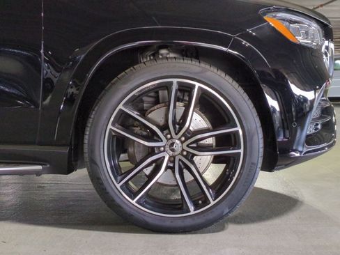 Used 2022 Mercedes-Benz GLS 450 4MATIC image 25