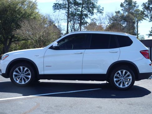 Used 2017 BMW X3 xDrive28i image 2