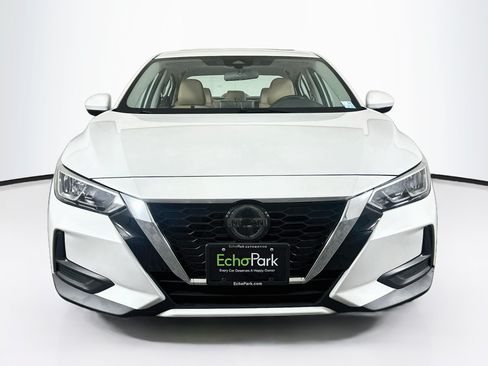 Used 2023 Nissan Sentra SV w/ SV Premium Package FWD image 2