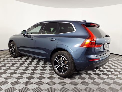 Used 2021 Volvo XC60 T5 Momentum w/ Advanced Package image 6