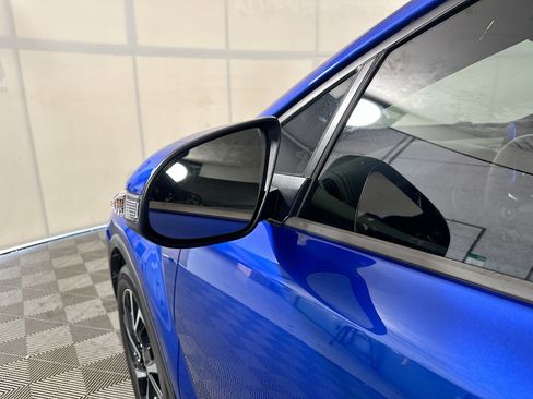 Used 2021 Toyota C-HR XLE FWD image 10