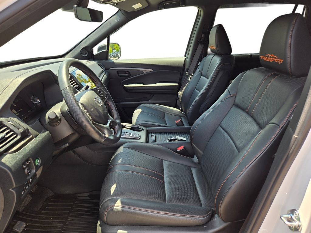 Used 2023 Honda Passport TrailSport image 17