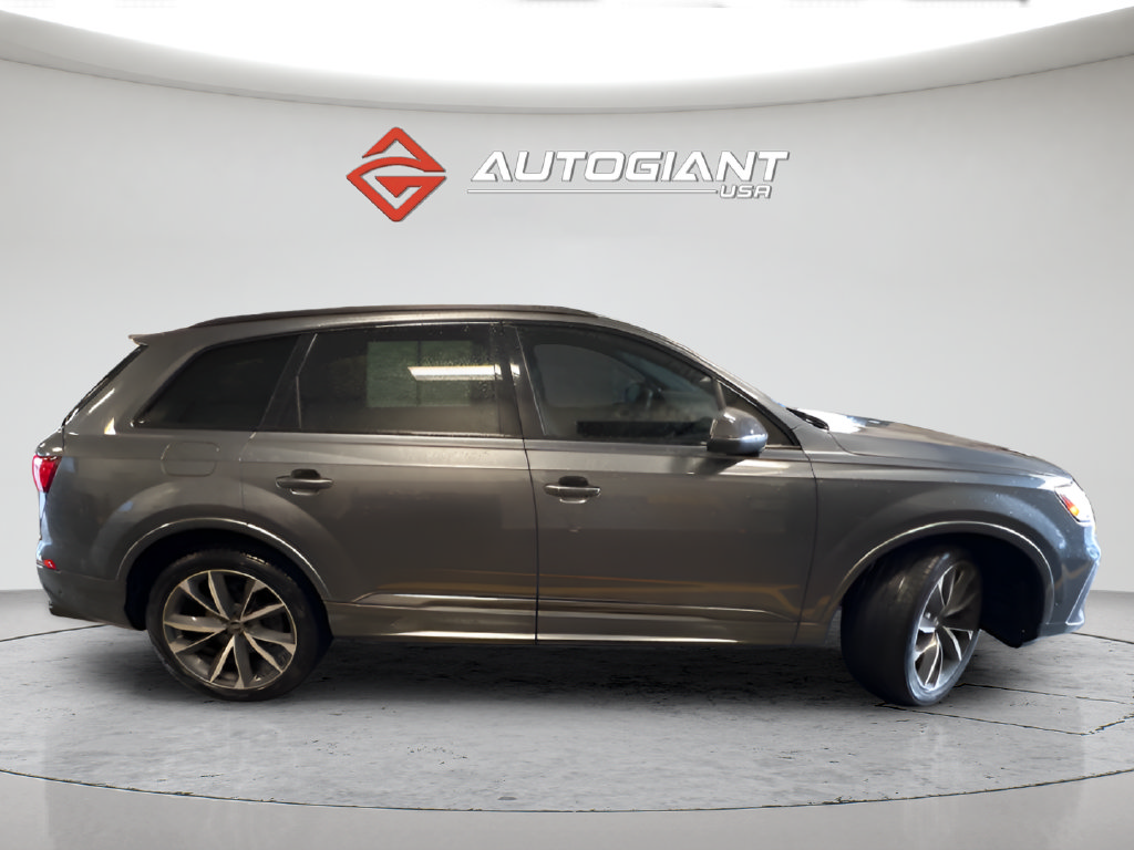 Used 2024 Audi SQ7 Premium Plus w/ Carbon Package AWD/4WD image 4