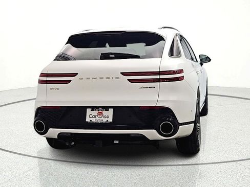 Used 2023 Genesis GV70 3.5T Sport w/ Sport Prestige Package image 9