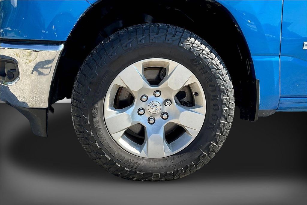 Used 2021 RAM 1500 Big Horn AWD/4WD image 33