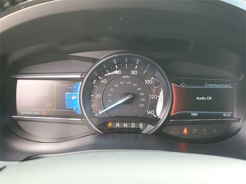 Used 2018 Ford Explorer XLT w/ Equipment Group 202A image 20